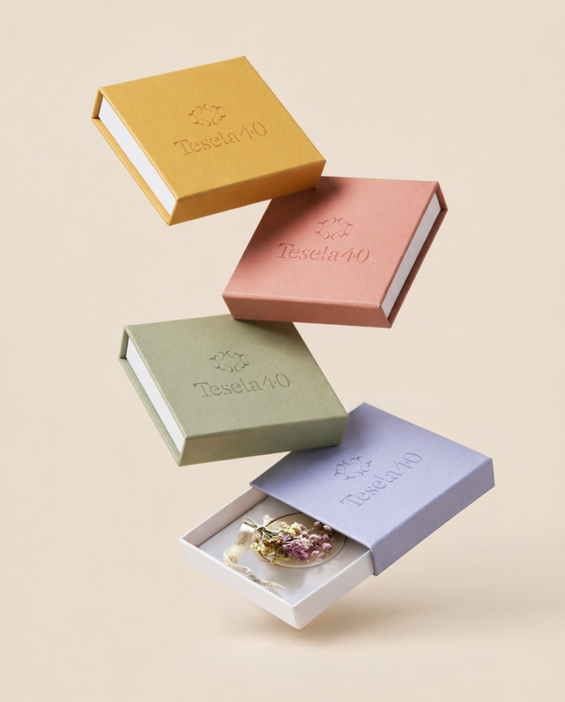 Packaging Tesela 40 con caja texturizada para ambientador sólido